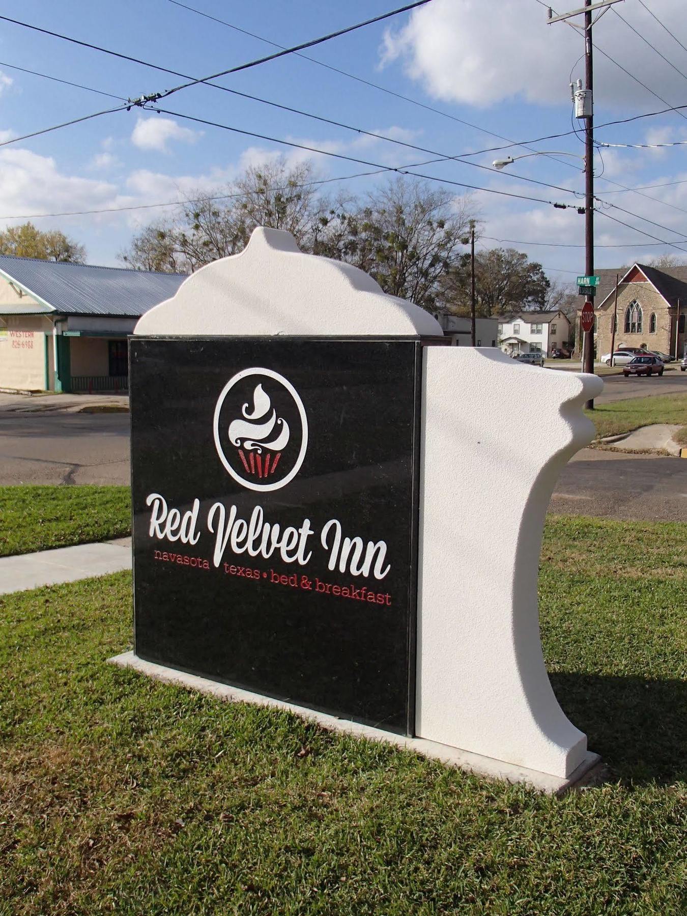 Red Velvet Inn Navasota ภายนอก รูปภาพ